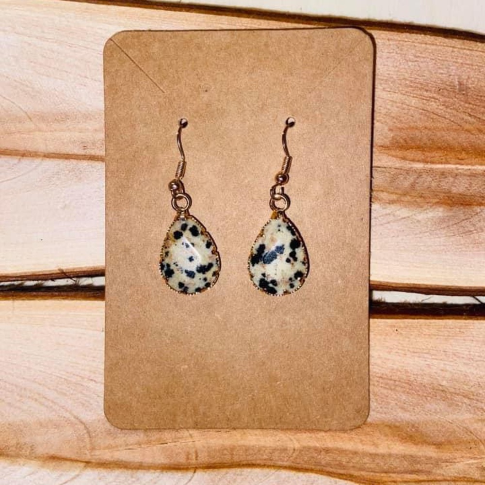 Cute little speckled earrings! Lightweight and nickel free. Homemade